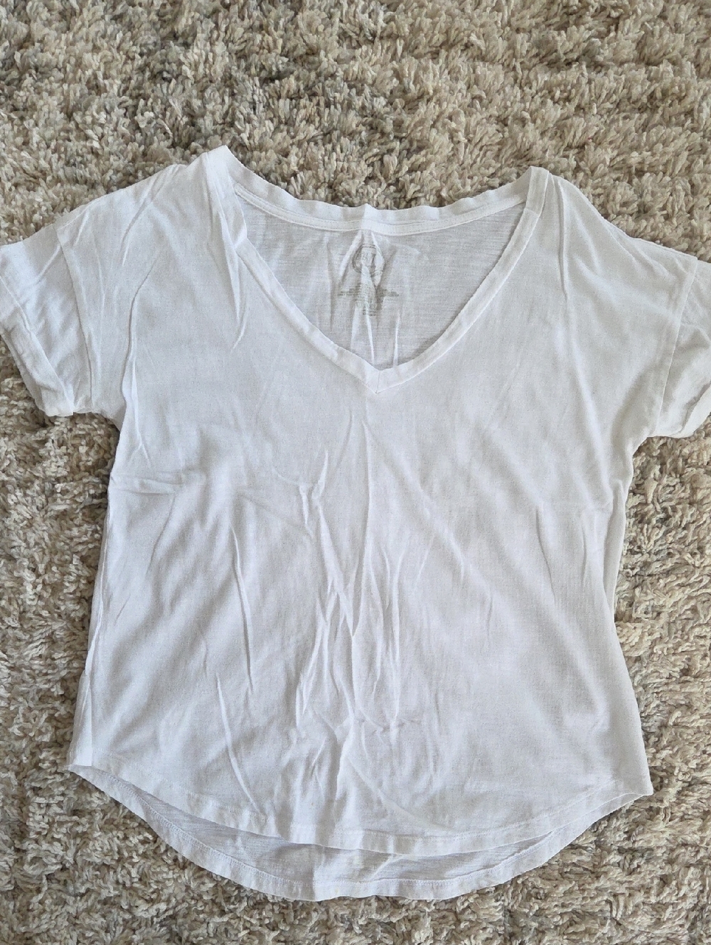 Women's V-Neck Short Sleeve Tee - White